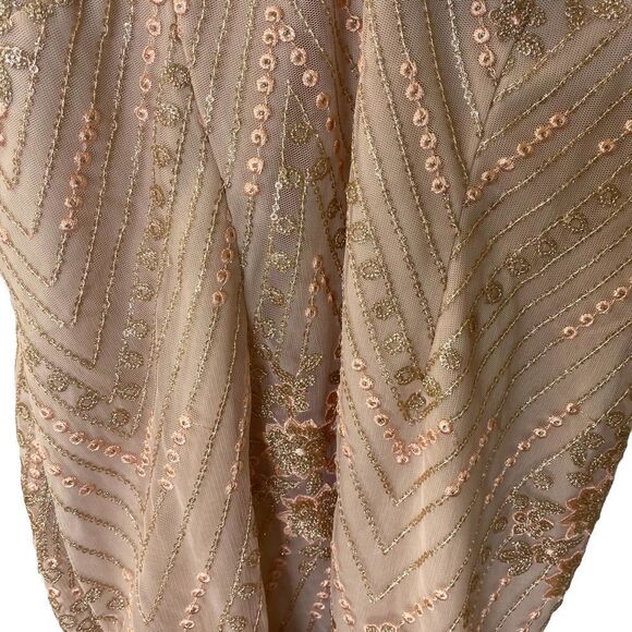 Xenia Boutique Sequin Floral Print Embroidered Mini Dress Sz 8 - Picture 2 of 12